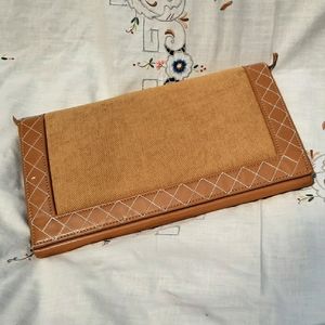 2/$15 BUNDLE DEAL • Vintage Brown Fold Over Clutch